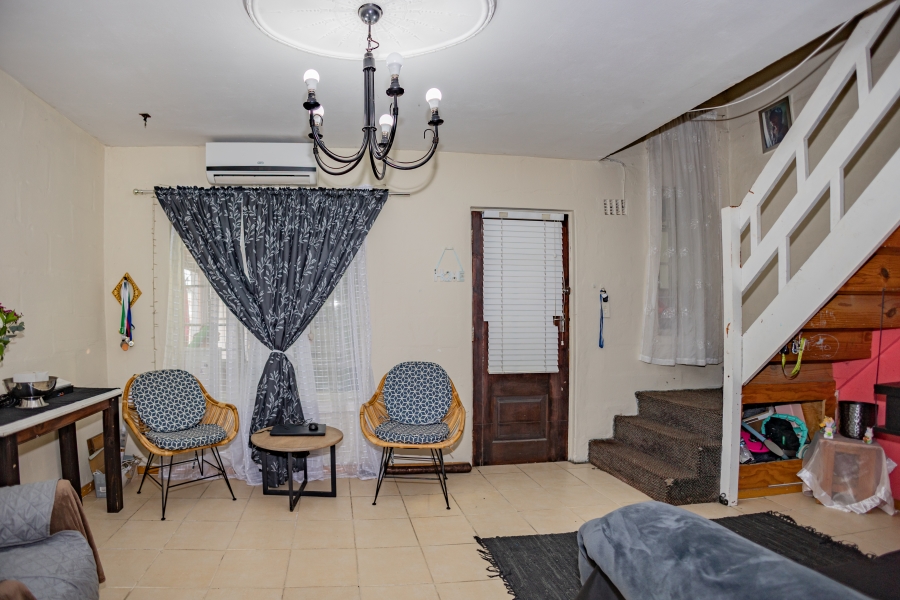 2 Bedroom Property for Sale in Connaught Estate Western Cape
